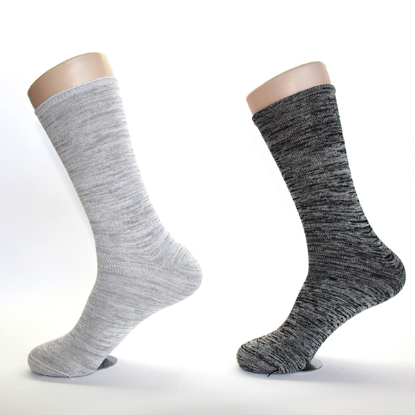 توفير جوارب صحية ذات أكمام واسعة لمرضى السكر