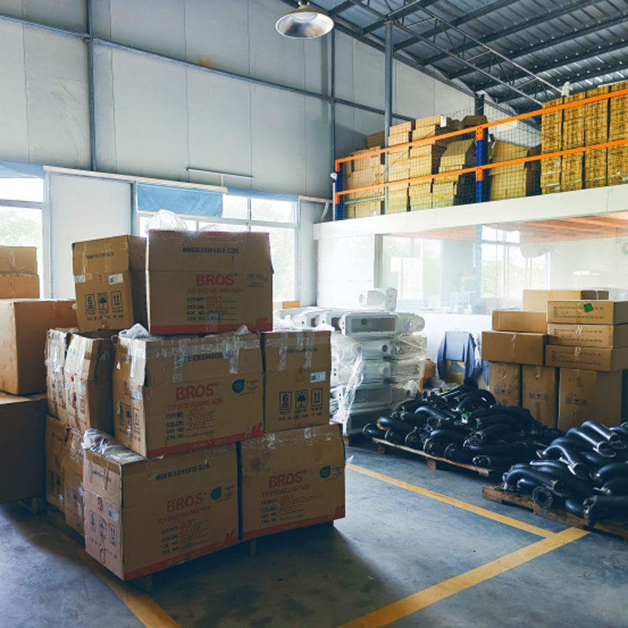 A corner of the warehouse3.jpg