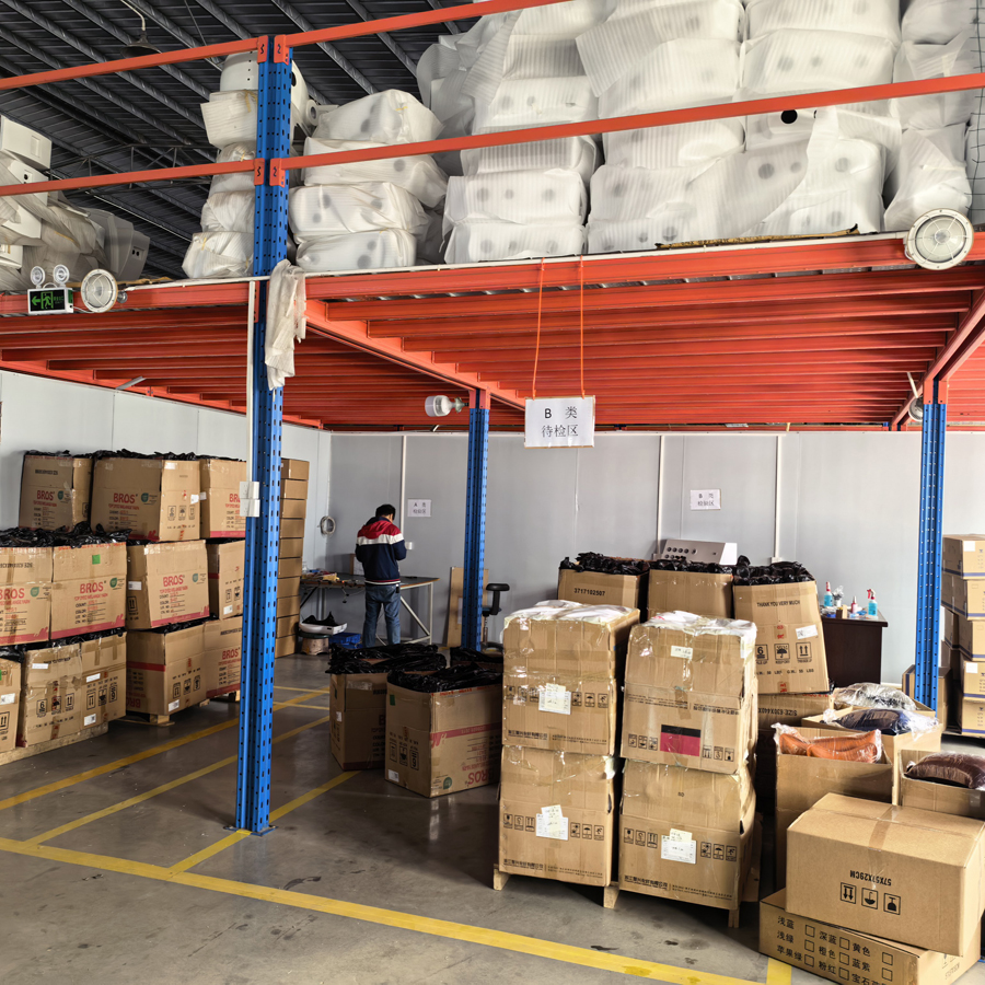 A corner of the warehouse6.jpg