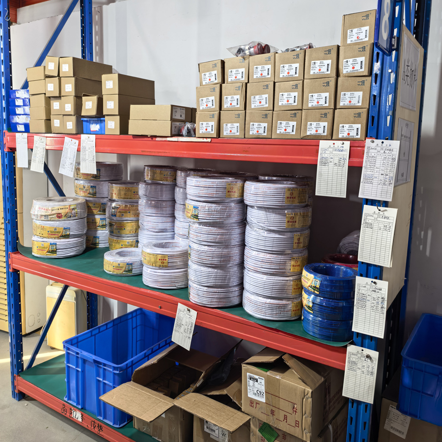 A corner of the warehouse7.jpg