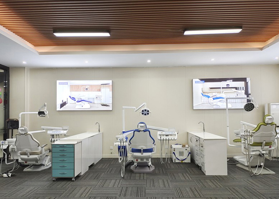 Company exhibition hall 拷贝.jpg