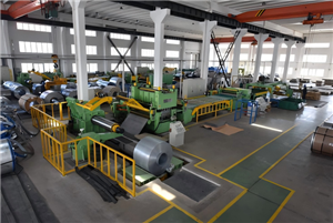 สายตัดตามความยาวสำหรับแผ่นขนาดกลางและหนา