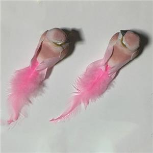 Pájaro de pluma de espuma hecho a mano