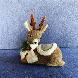 Weihnachtsdeko liegender Hirsch