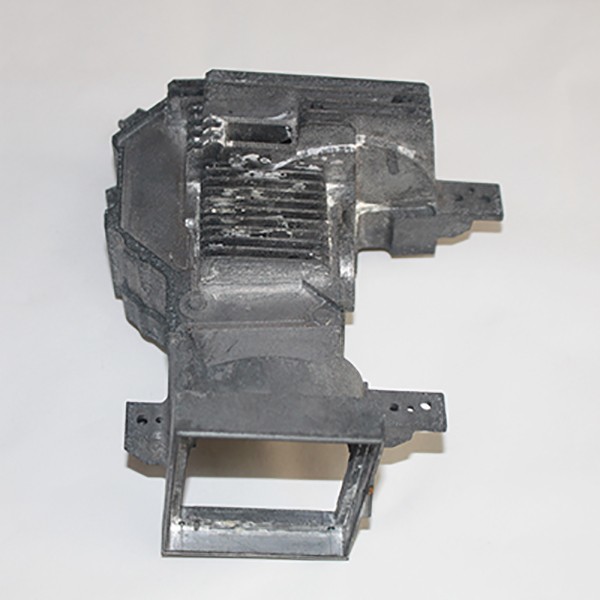 Métal moulé sous pression en métal moulé sous pression de machine de laminage de profil en aluminium à rupture thermique