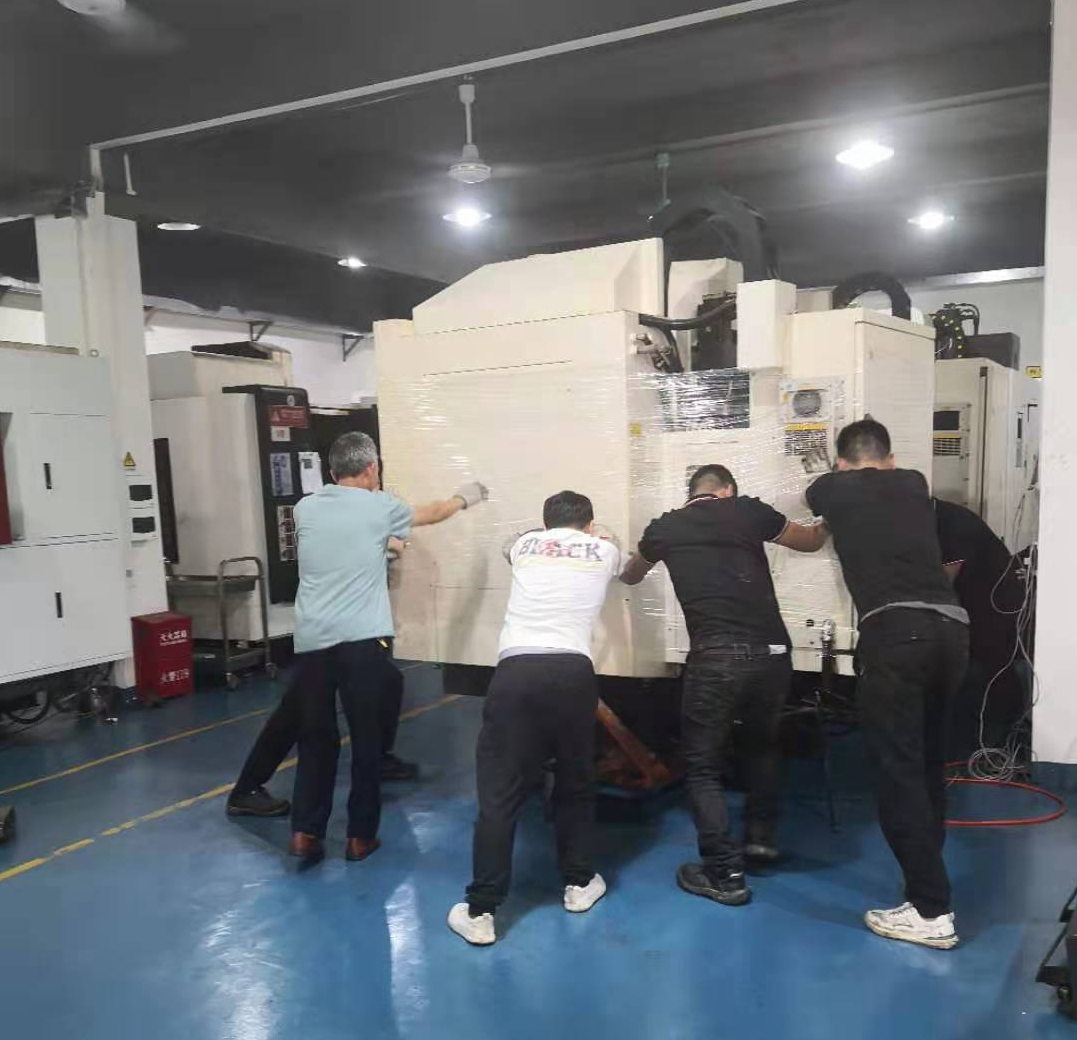 Neue CNC-Maschinen schließen sich HRTS Home an