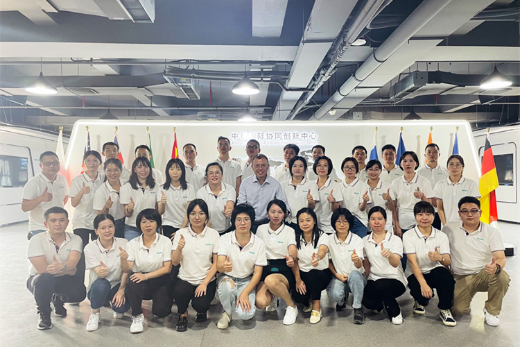 Успешно приключи сесията за обучение на служителите, проведена от Xiamen BETTER