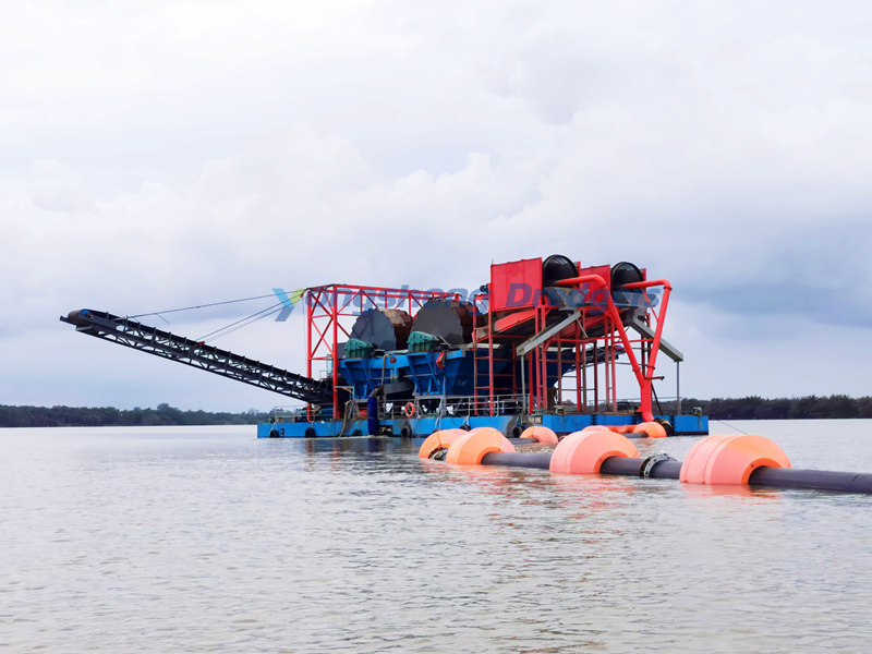 Cutter Suction Dredger and Sand Washing Machine Successfully Launched