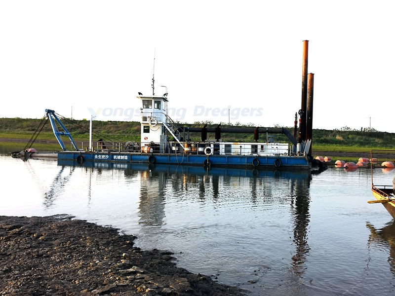 cutter dredger