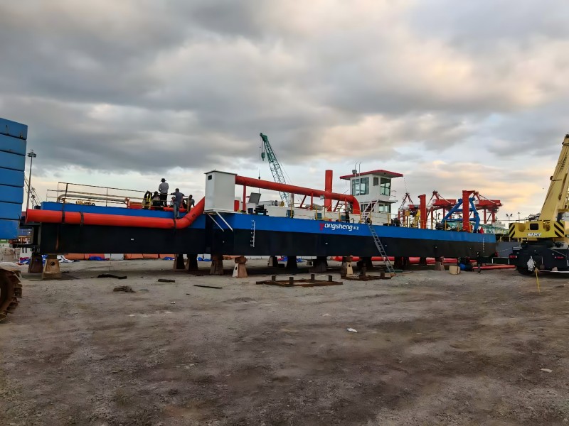 cutter suction dredger