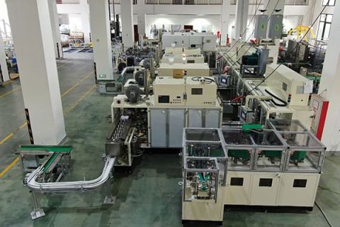 Can the sanitary napkin packaging machine be integrated with other production line equipment?
