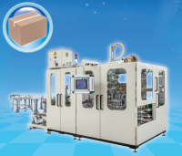 O embalador completo de fraldas para bebês servo