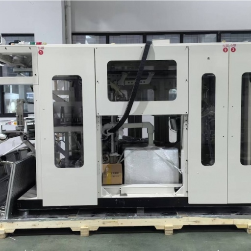 Xiamen Gachn exporte des équipements d'emballage pour couches pour bébés vers l'Indonésie, stimulant ainsi le marché local des produits de puériculture.