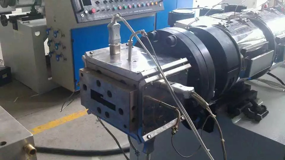 profile production machine