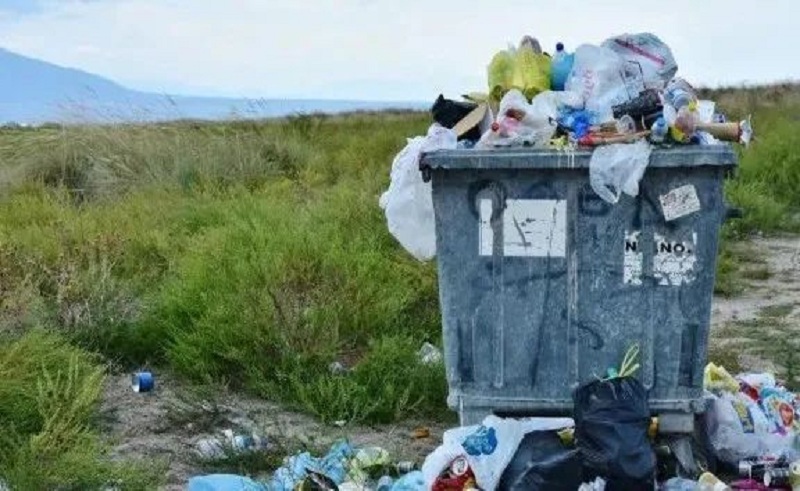 ЄС оштрафував Грецію на 127 мільйонів євро за погану переробку пластику