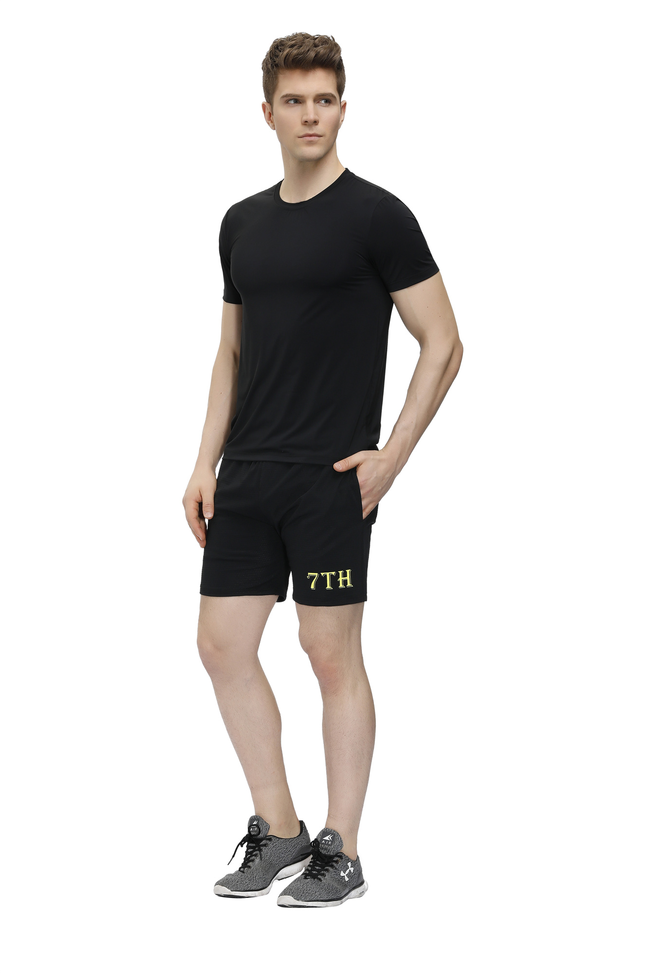 Men's breathable sports shorts