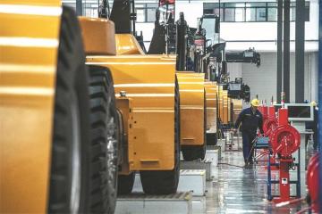 Британский экономист: «Двойной цикл» в качестве инструмента развития Китая Иностранные компании с оптимизмом смотрят на «горячий старт» 2023 года