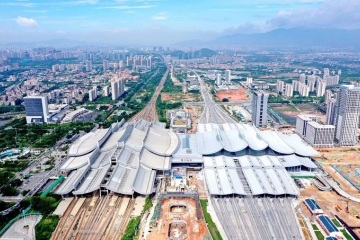 Xi highlights upgrading of opening-up