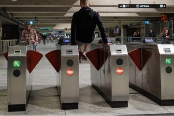 BART s'oppose au projet visant à arrêter l'emprisonnement des cavaliers de tourniquets répétés