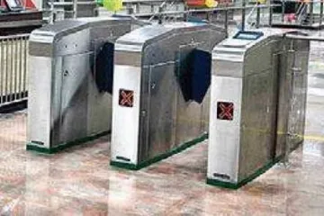 Бенгалуру: Хитри пътници мамят технологиите, за да се возят безплатно в метрото