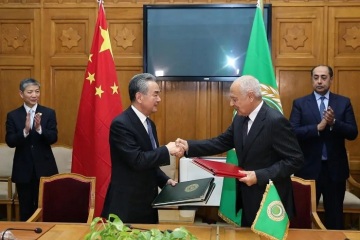 Friendship enables effective coordination