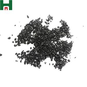 Coque de brea calcinada con recarburador con alto contenido de carbono