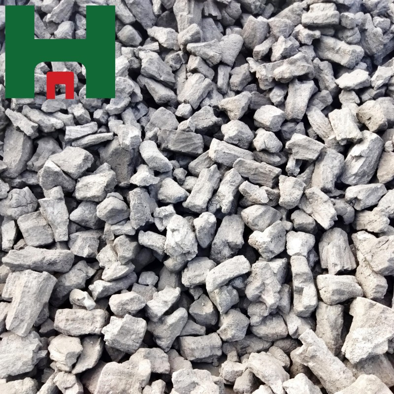 Produzione intelligente dell'industria del carbonio e dell'alluminio, l'impilamento dei blocchi di carbonio anodici è