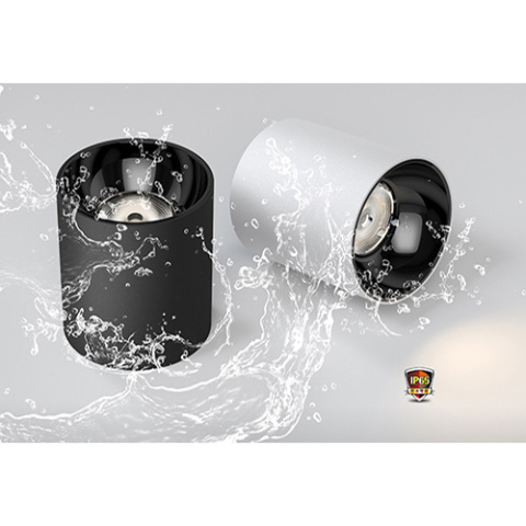 Downlight IP65 rezistent la apă, montat la suprafață