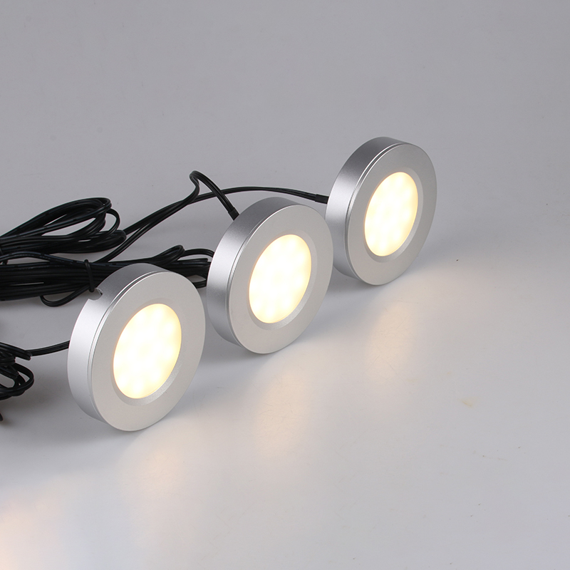 Do motion sensor night lights attract bugs?