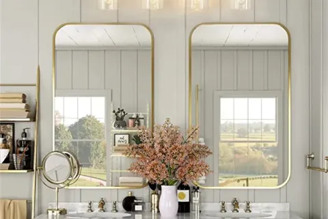 浴室梳妆台壁灯的最佳色温是多少？