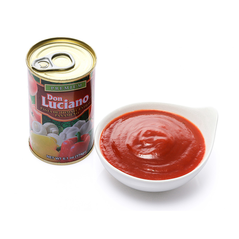 Tomato paste in can