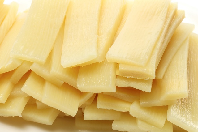 Explorando los beneficios y usos culinarios de las rodajas de brotes de bambú enlatadas Explorando los beneficios y usos culinarios de las rodajas de brotes de bambú enlatadas