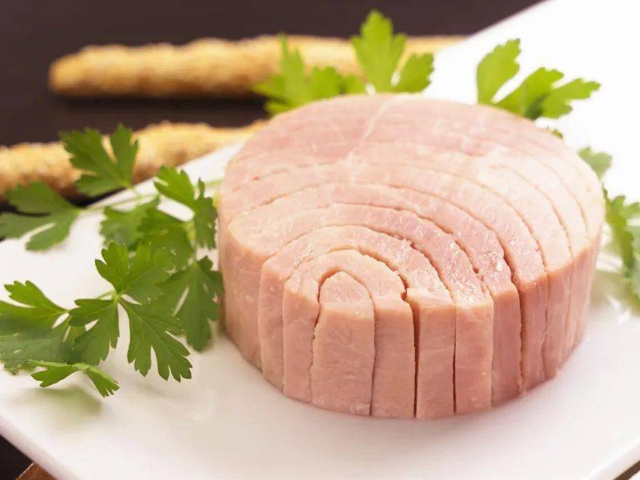 Conozca los diferentes cortes de atún enlatado: trozos, hojuelas y desmenuzado Conozca los diferentes cortes de atún enlatado: trozos, hojuelas y desmenuzado