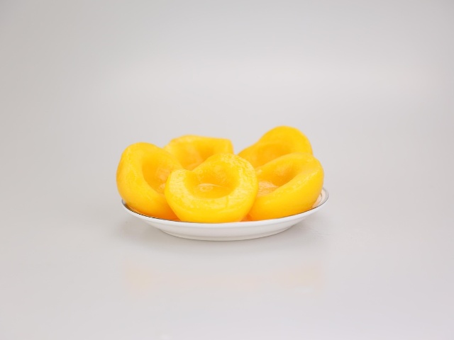 Why Canned Yellow Peaches Are More Delicious Than Fresh Peaches Why Canned Yellow Peaches Are More Delicious Than Fresh Peaches