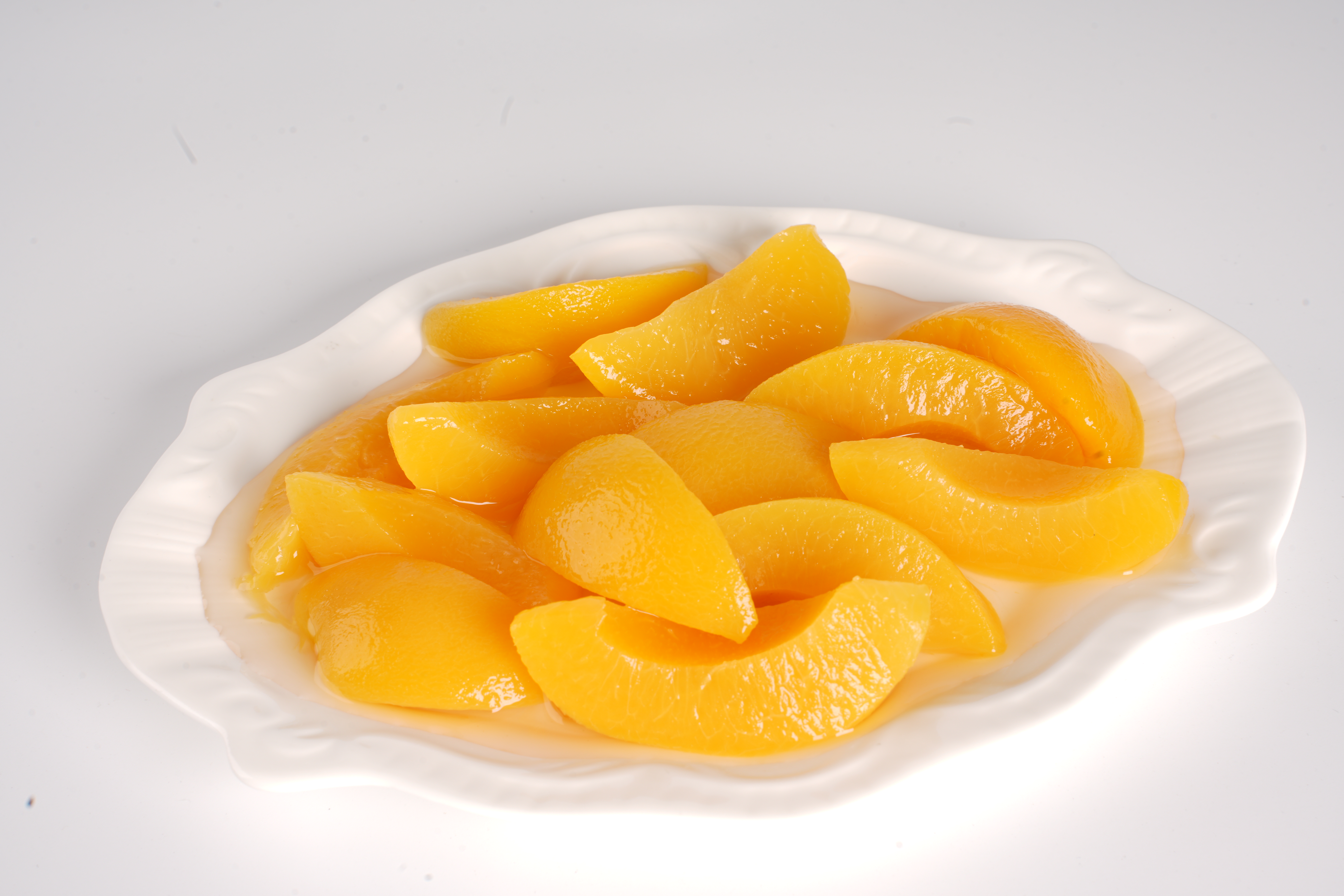 Canned Yellow Peaches Halves In Light Syrup