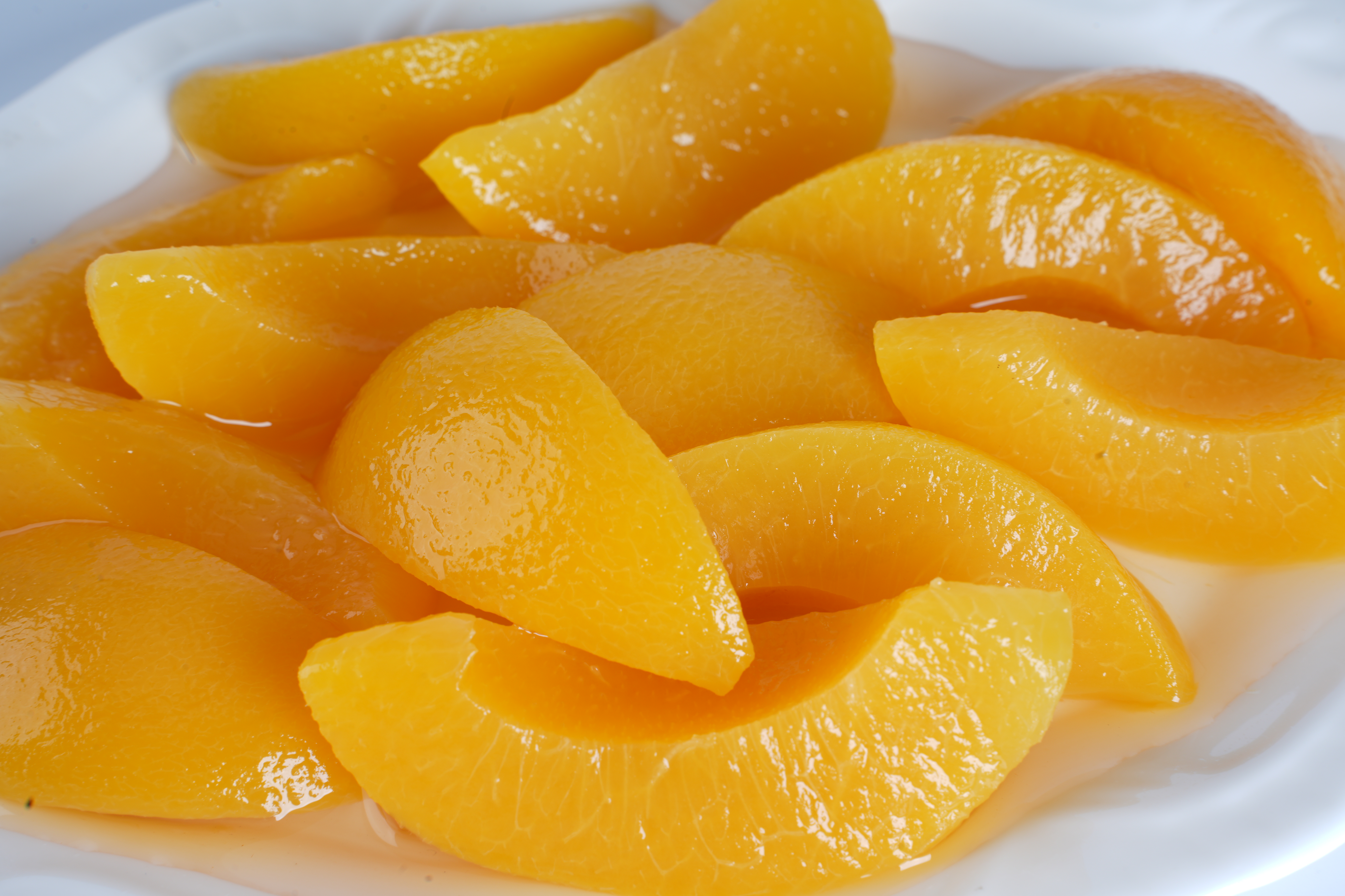 Canned Yellow Peaches Halves In Light Syrup