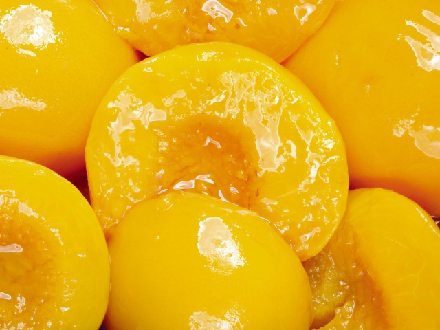 Canned Peaches