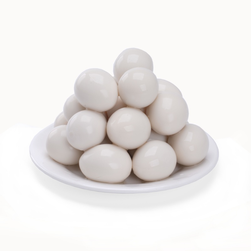 Huevos de codorniz enlatados en agua