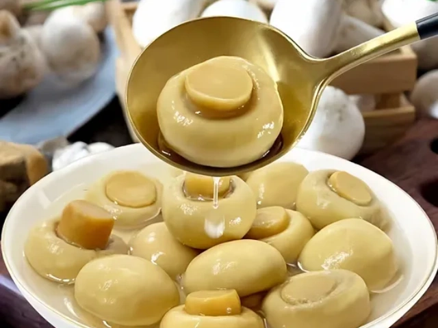 Jakie korzyści zdrowotne, wszechstronne zastosowania i porady ekspertów mają konserwowe całe grzyby?