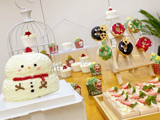 A Festive Christmas Eve Afternoon Tea Prepared by Amoytop Foods Team