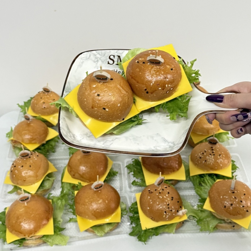 mini burgers