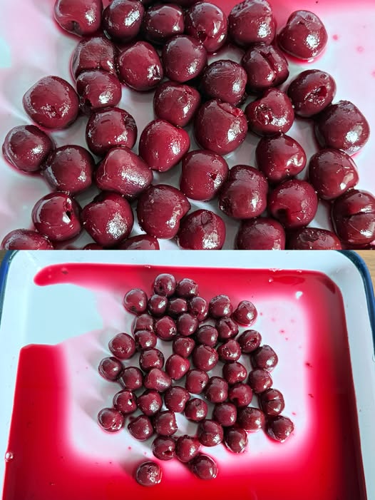 Canned Pitted Black Sweet Cherries
