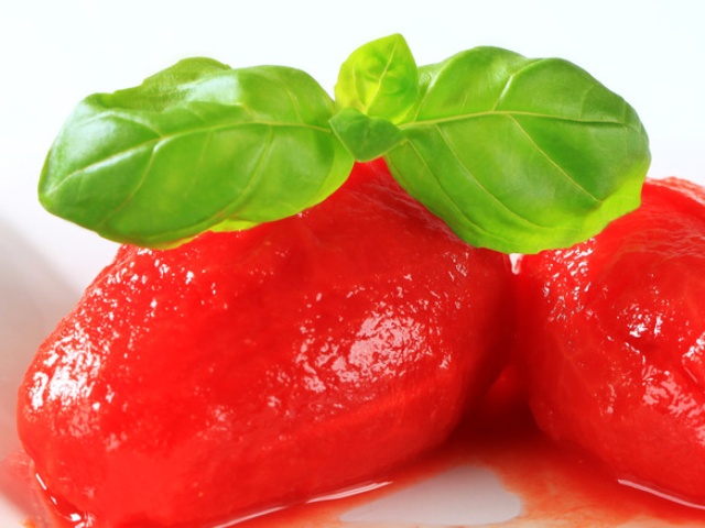 O que você pode fazer com tomates pelados enlatados? 10 receitas fáceis para cozinhar em casa. O que você pode fazer com tomates pelados enlatados? 10 receitas fáceis para cozinhar em casa.