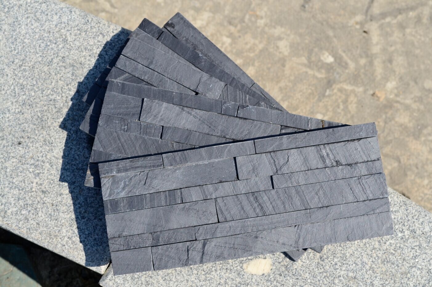 Non-rusty 18 Black Slate Culture Stone