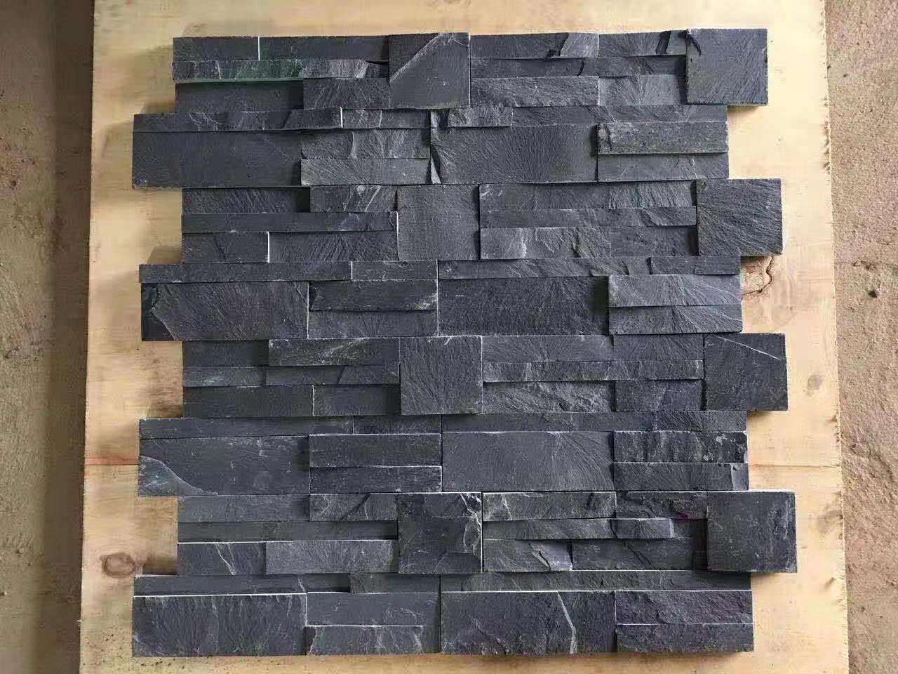 Non-rusty 18 Black Slate Culture Stone