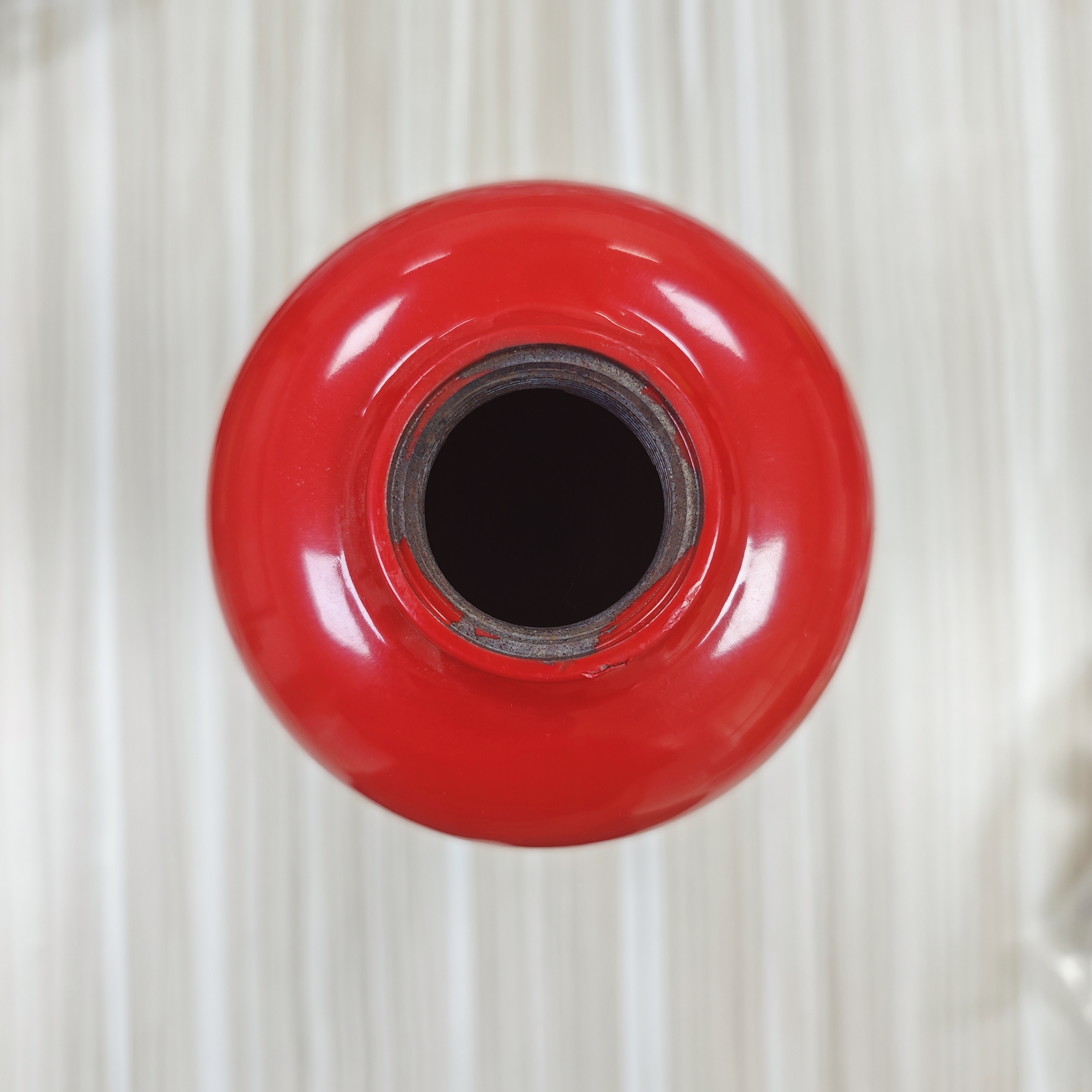 dry powder fire extinguisher