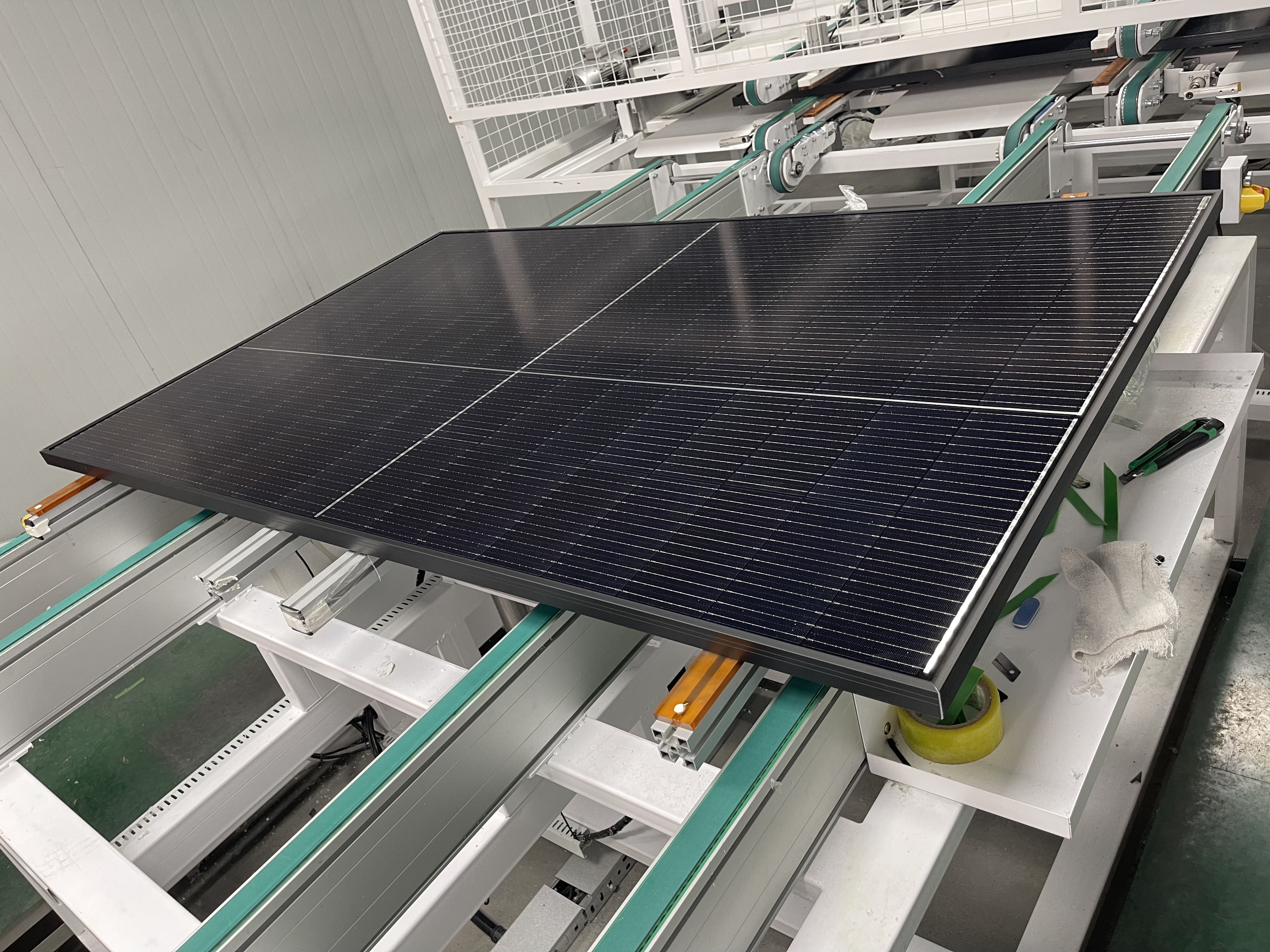 210mm PERC solar panel
