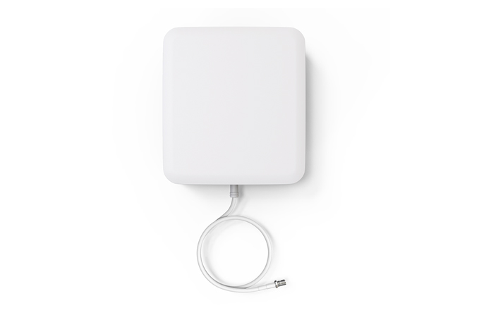 Is there an antenna with a frequency band of 4g and 5g?