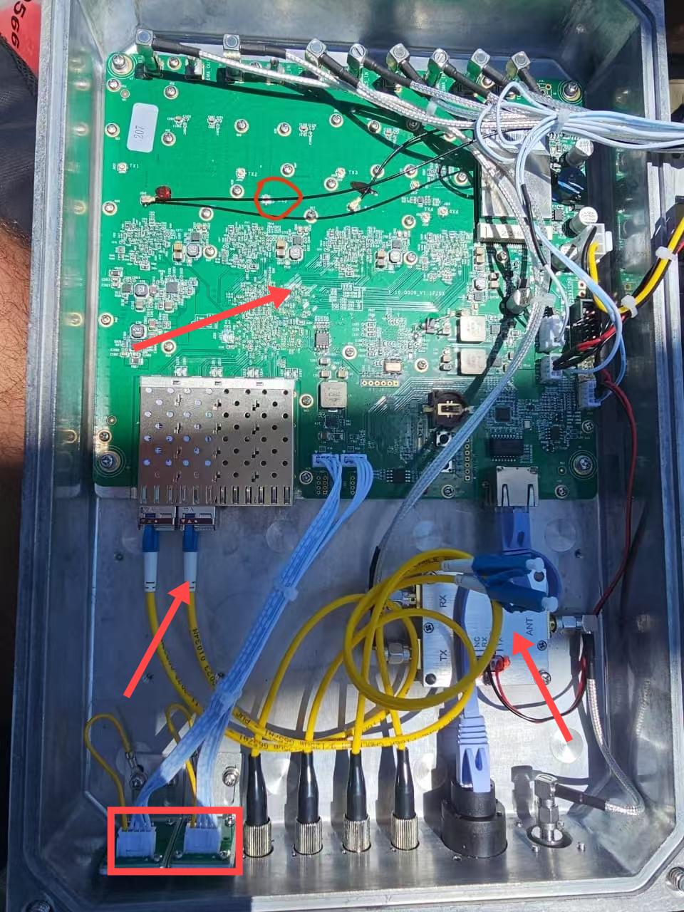 Long Range 90dB Gain37dBm Output Power Signal Repeater Amplifier