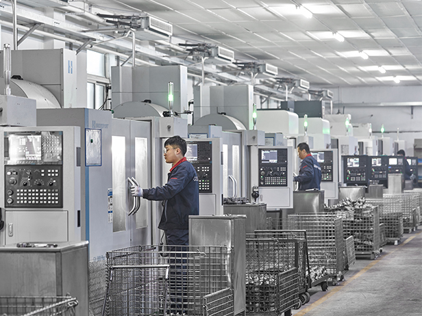 The current status of the production workshop The current status of the production workshop